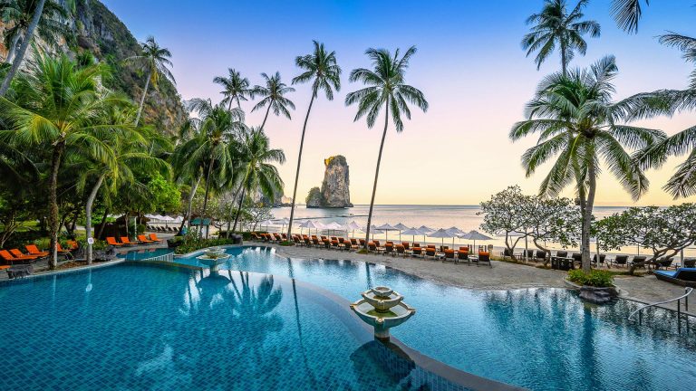 Discover tranquility at the best hotels in Krabi with TouristyTalks. Our guide showcases top accommodations, ensuring your stay is a perfect blend of comfort and adventure.